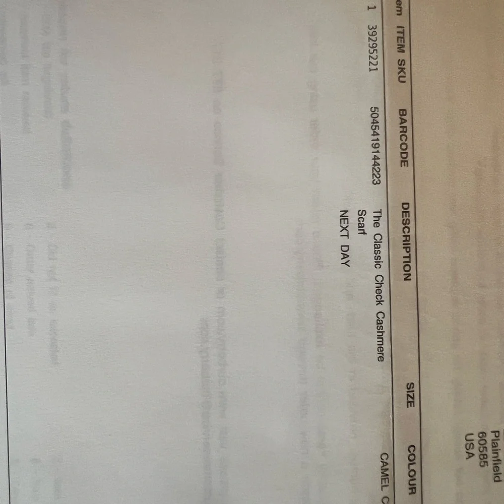 Burberry Checkered  cashmere Wrap in Brown and Red - Picture 3 of 3